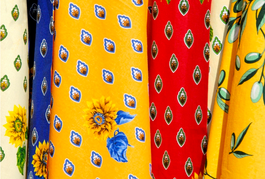 À la découverte de l'indianaire provençal : l'histoire d'un tissu ensoleillé